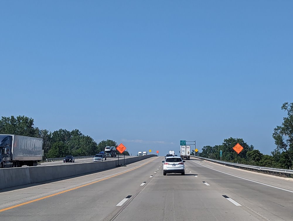 Woodhaven, MI Crash on SB I75 at W Rd Results in Injuries